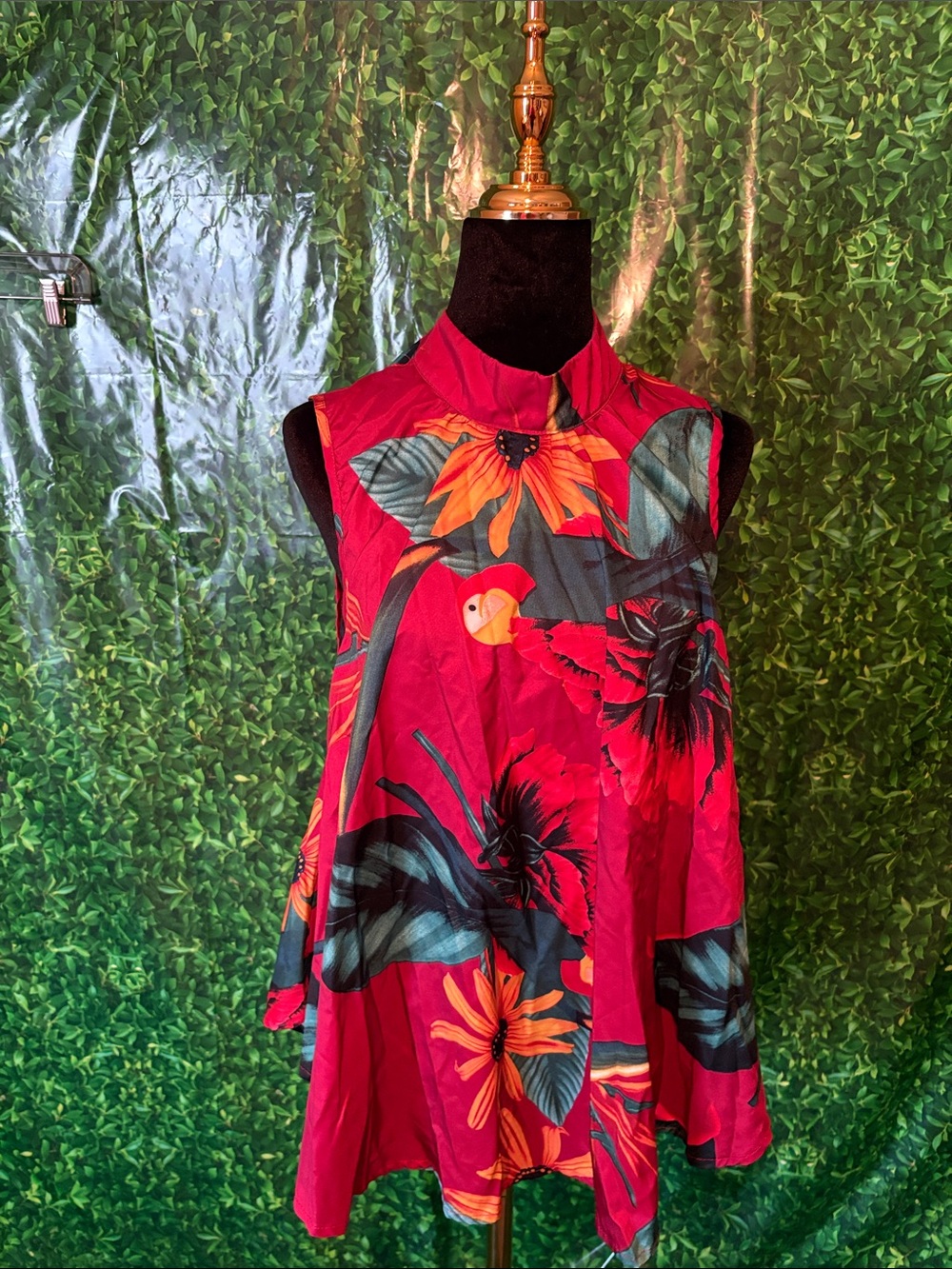 SHEIN Red Tropical Floral Sleeveless Mock Neck Blouse